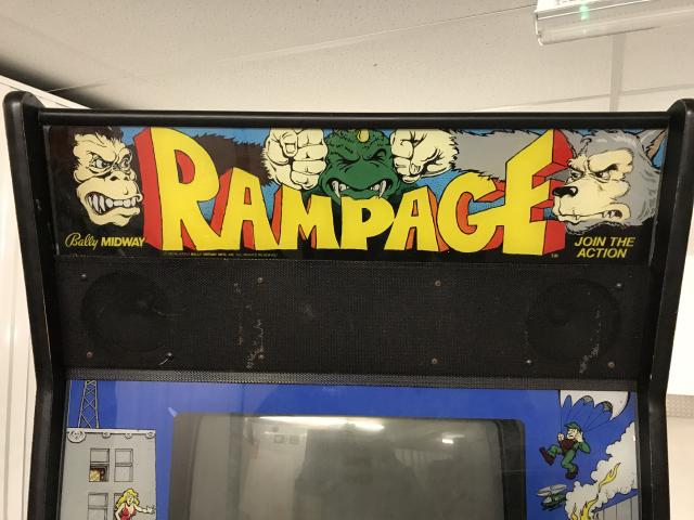 Rampage arcade machine marquee.